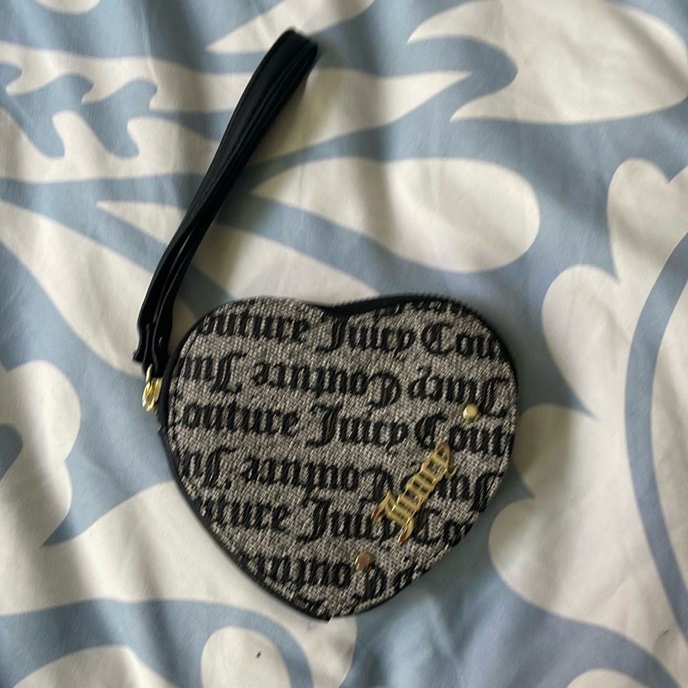 Juicy Couture wristlet purse